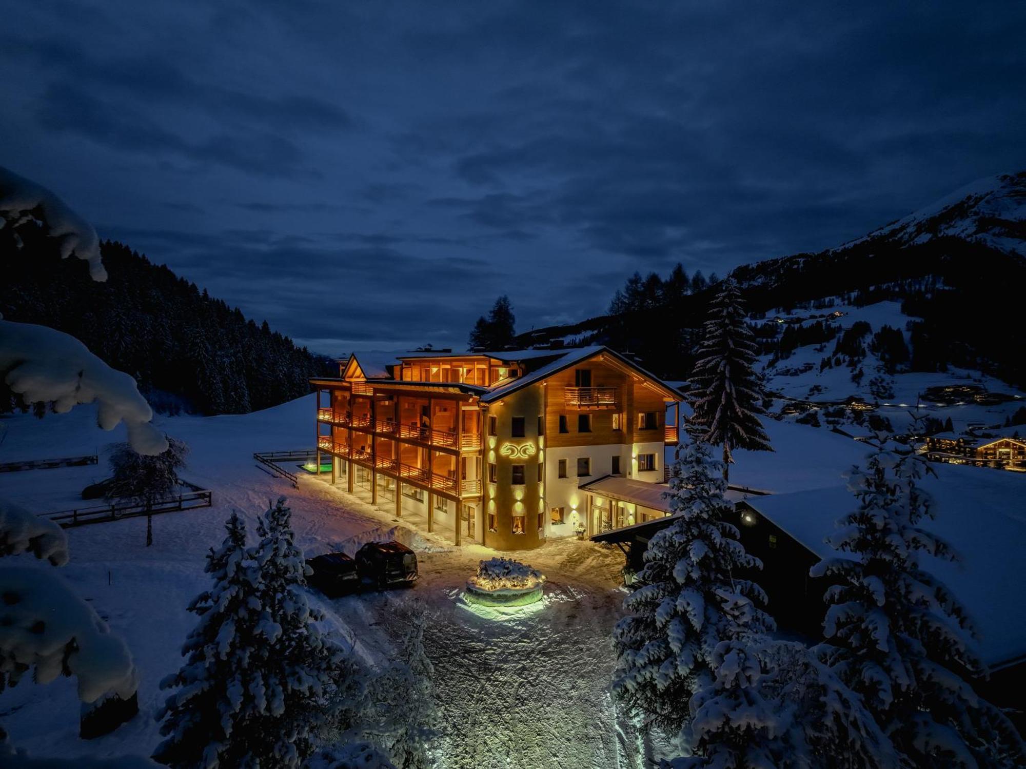 Hotel Pozzamanigoni Selva di Val Gardena Exterior foto